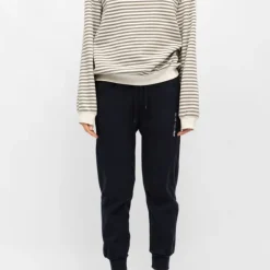 BURTON OF LONDON Bas de jogging elora coupe carotte coton Femme BLEU FONCE