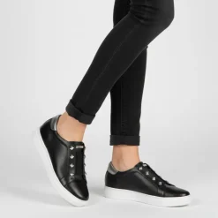 LES TROPEZIENNES PAR M.BELARBI Baskets basses cuir lisse Linda blanc Femme NOIR New