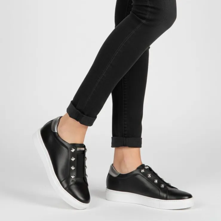 LES TROPEZIENNES PAR M.BELARBI Baskets basses cuir lisse Linda blanc Femme NOIR New