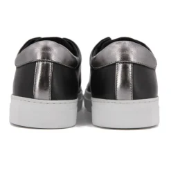 LES TROPEZIENNES PAR M.BELARBI Baskets basses cuir lisse Linda blanc Femme NOIR New