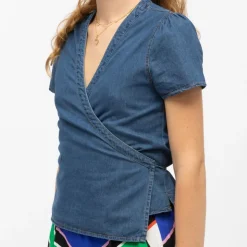 LA PETITE ETOILE Blouse cache coeur denim wash brandy manches courtes Femme BLEU Online