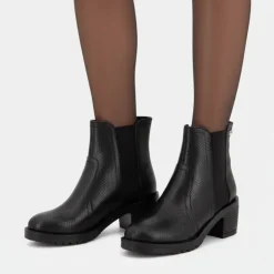 LES TROPEZIENNES PAR M.BELARBI Bottines en cuir mine à motif serpent Femme NOIR Clearance