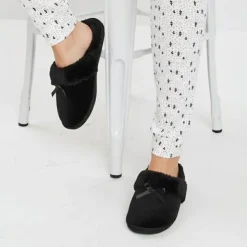 LES PETITES...PARIS Chaussons fausse fourrure noeud Carmeline Femme NOIR Discount