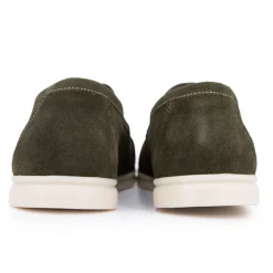 PIERRE CARDIN Mocassins cuir daim semelle blanche avec surpiqure blanche Homme KAKI Discount