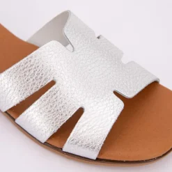 BIOSTOCK Mules plates à bride satinée Femme ARGENT Online