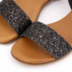 BIOSTOCK Sandale plate bride à paillettes Femme NOIR Outlet