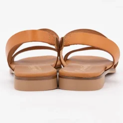 CARLA TORTOSA Sandales plate vaq. bout rond Femme MARRON Sale