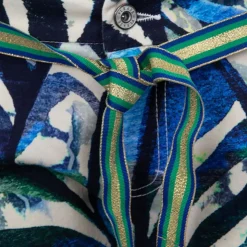 PLEASE Short unbleached motif palmier avec ceinture brillante Femme BLEU Outlet